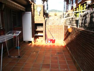 Casa bifamiliare  Carrer abat oliba. Casa pareada en zona centrica de premia de mar