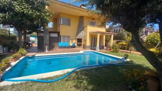Chalet en Sector Est. Chalet junto playa en premia de mar