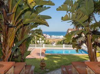 Location Chalet  Carrer formentor. Torre/chalet con vistas al mar en santa susanna