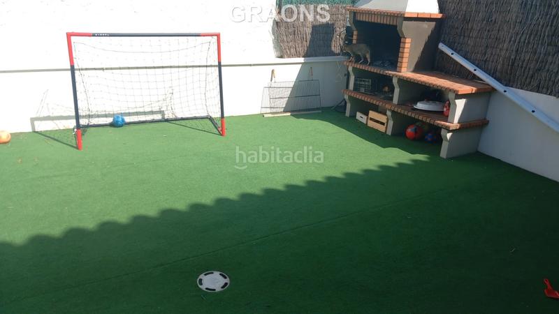 Foto b1d26633-c46b-45e2-a43a-d0604ba897a8. Doppelhaus mit heizung parking in Sector Est Premià de Mar