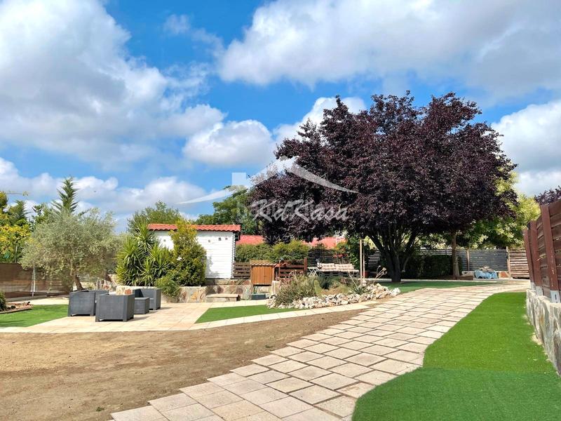 Foto 27d9e173-d72b-4e43-8736-2bd78dadd8fb. Chalet con camino riscaldamento parcheggio piscina in Alpicat