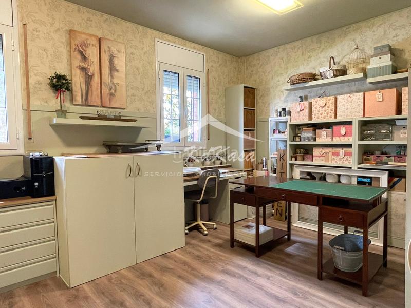 Foto c39bae9a-497d-43dc-a9c0-d765457bf29e. Chalet con camino riscaldamento parcheggio piscina in Alpicat