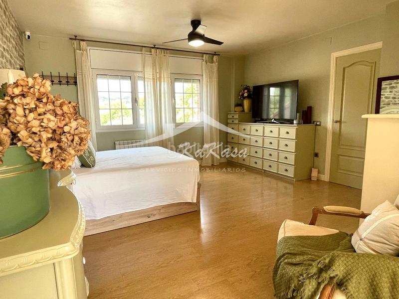 Foto cae471c5-85dd-4191-be26-f5d9d2067f2f. Chalet con camino riscaldamento parcheggio piscina in Alpicat