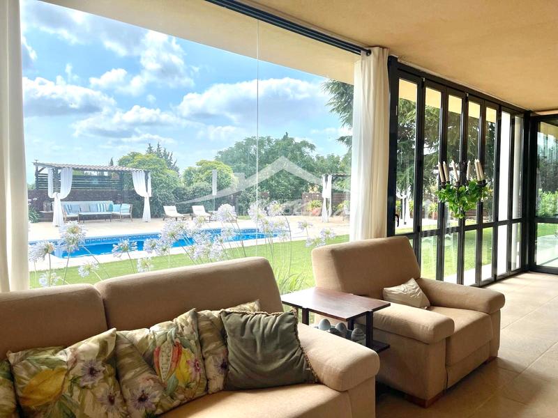 Foto e6fdfc47-6266-4ed6-b094-8afc81d44a7f. Chalet con camino riscaldamento parcheggio piscina in Alpicat