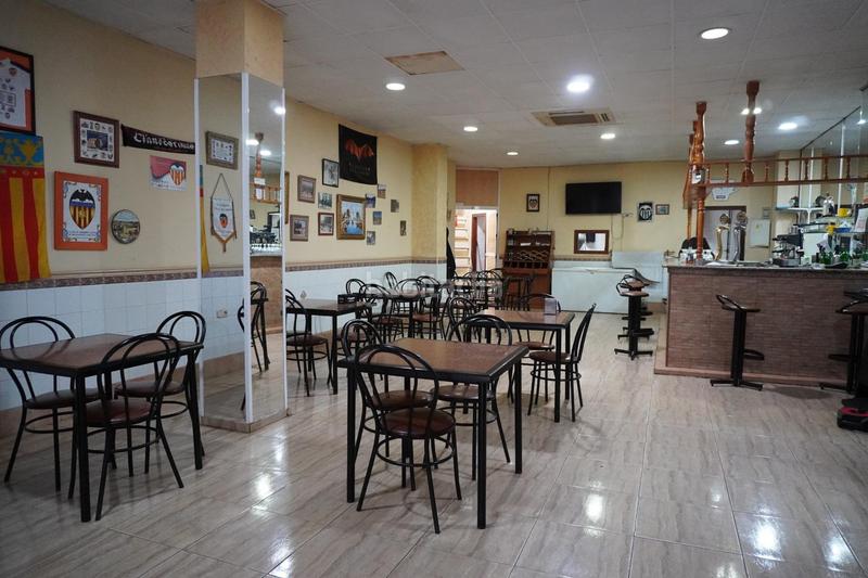 Foto 4418c844-b154-48a6-a9ab-50178022763e. Traspàs local comercial a Massamagrell