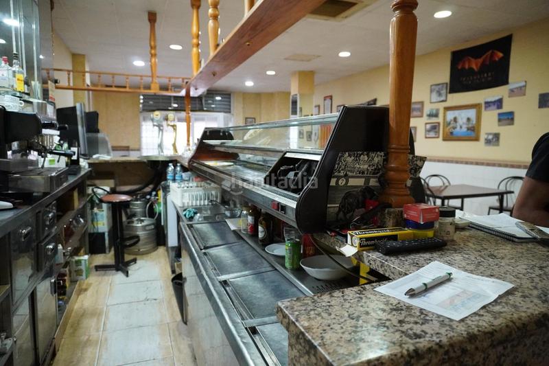 Foto b6bdb31a-bd60-4766-8c8d-4c66fe78864d. Traspàs local comercial a Massamagrell