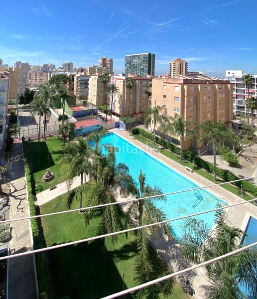 Foto 8e43e7fe-3fa5-41b1-9c27-bcd8bfca1140. Pis amb calefacció piscina a Platja de la Pobla de Farnals Pobla de Farnals (la)
