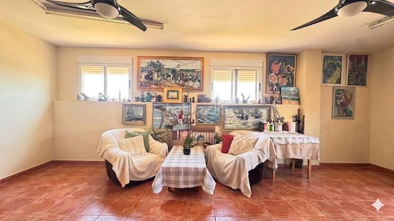Foto de41cd4c-f770-46e2-9db7-5b378c77575d. Casa adossada amb calefacció aparcament a La Barraca - Santigons Puçol
