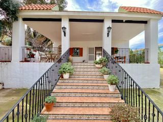 Chalet en Partida partida plan de pavia 7. Espectacular chalet con vistas a la monta�a.