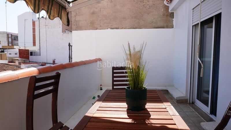 Foto 103f4359-5aca-47ff-a41b-503ef5a23003. Casa aparellada amb calefacció a playa puerto de Sagunto Sagunt