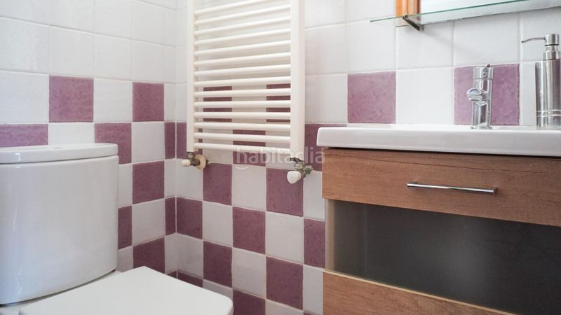 Foto 176d2c98-8016-4986-8871-204bcbbe070d. Casa aparellada amb calefacció a playa puerto de Sagunto Sagunt