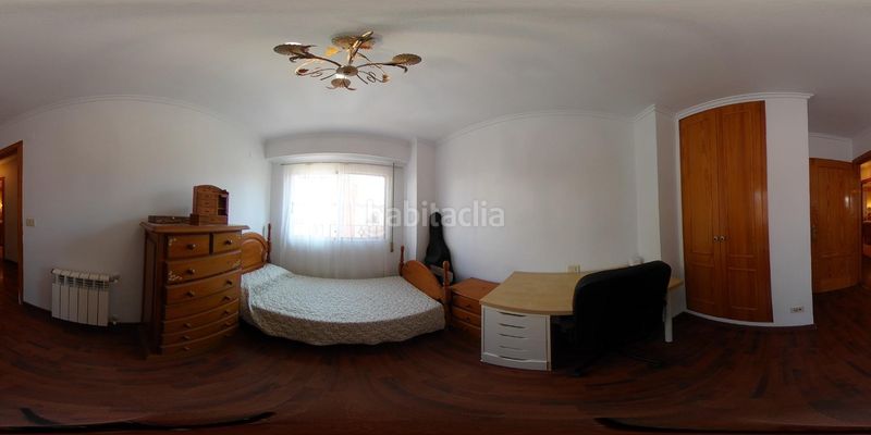 Foto 9d37372d-31e8-4f12-b2fb-b3865d17987d. Casa aparellada amb calefacció a playa puerto de Sagunto Sagunt
