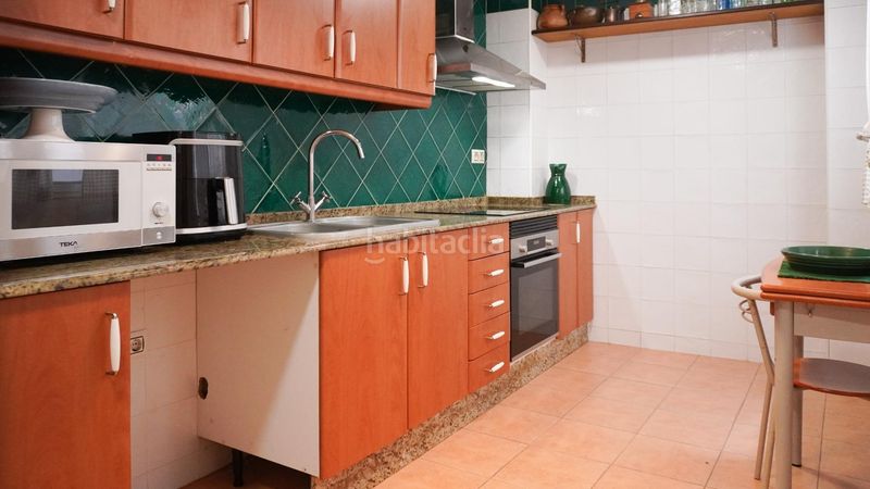 Foto d8c9d22e-e217-4879-b227-add2b55300a4. Casa aparellada amb calefacció a playa puerto de Sagunto Sagunt