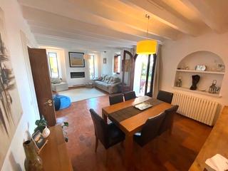 Casa adossada a Santa Eugènia. Carismática casa de pueblo en santa eugenia