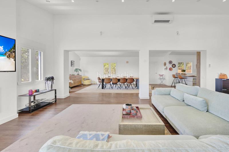 Foto 76a405b6-7ec6-48d3-9d55-23cb7f55d19a. Chalet avec cheminée parking piscine dans Costa d´en Blanes Calvià