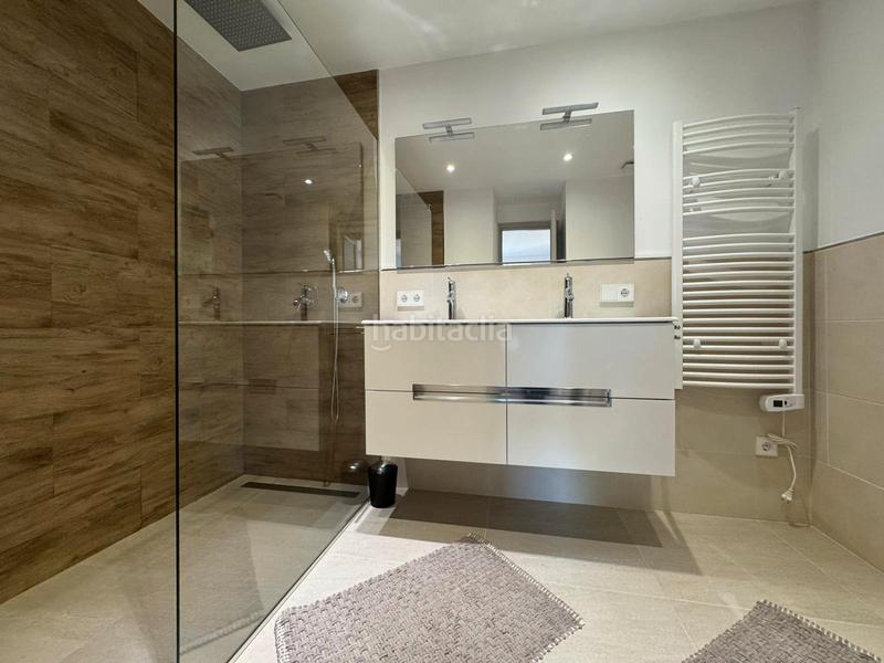 Foto 7f5f52a7-fec8-4758-a961-27d8d6f0c8c8. Piso elegante apartamento de 2 dormitorios en Costa de la Calma en Calvià