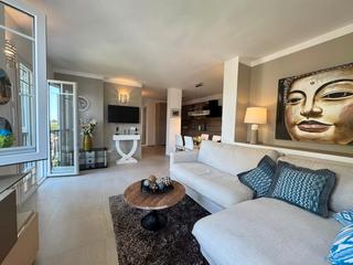 Appartement  Carrer de la bella vista. Elegante apartamento de 2 dormitorios en costa de la calma