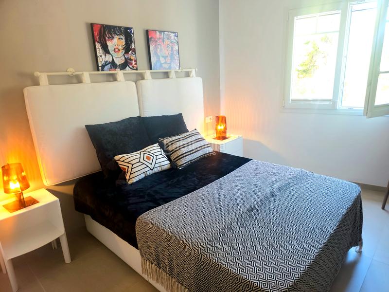 Foto ac8acad4-b771-451c-b02e-720c12ae476f. Piso elegante apartamento de 2 dormitorios en Costa de la Calma en Calvià