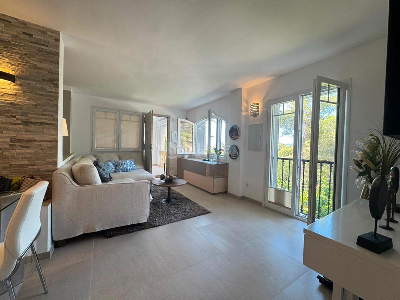 Foto c1138d02-b252-4654-b384-fecd8d873c8d. Piso elegante apartamento de 2 dormitorios en Costa de la Calma en Calvià