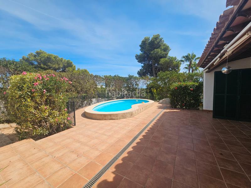 Foto f35930f8-969c-4eb1-a4cb-6d45763ee58b. Location chalet avec cheminée chauffage parking piscine dans Calvià