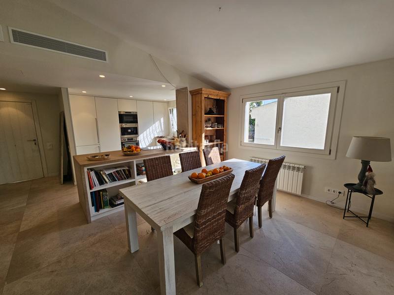 Foto 764f0c2f-03e8-48df-9f5f-541603ae7f88. Chalet villa moderna con vistas a la zona verde en Calvià