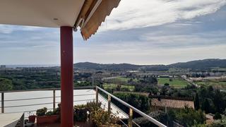 Maison à Urbanitzacions. Casa en venta en castell daro, 6 dormitorios.