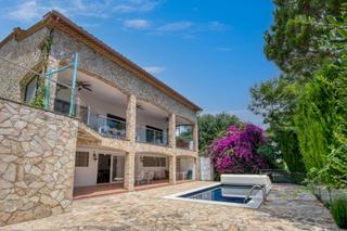 Maison à Urbanitzacions. Casa en venta en urbanización  mas ros, 5 dormitorios.
