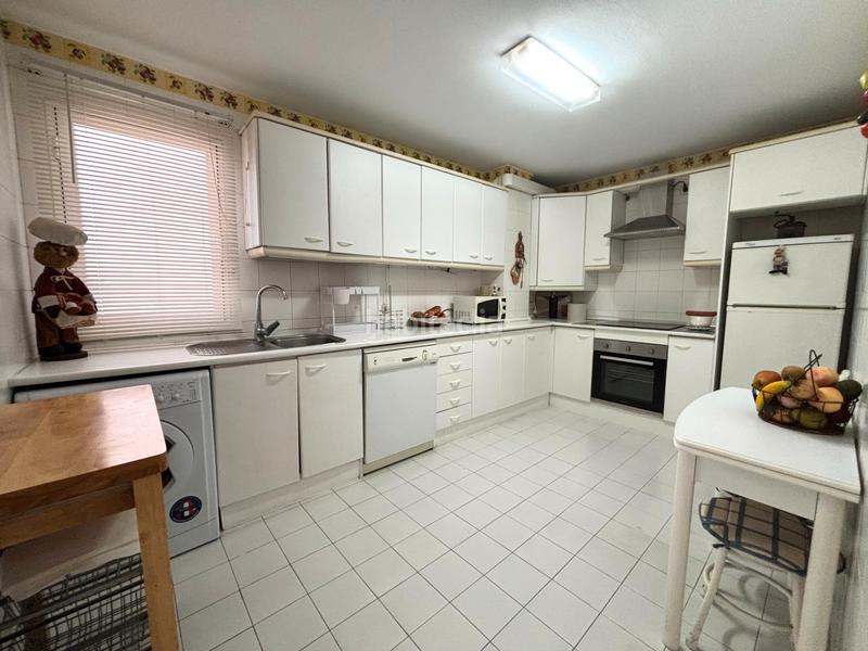 Foto c7aeb181-96c6-4302-a1d3-1a553be9b827. Appartamento con parcheggio piscina in Nueva Andalucía centro Marbella