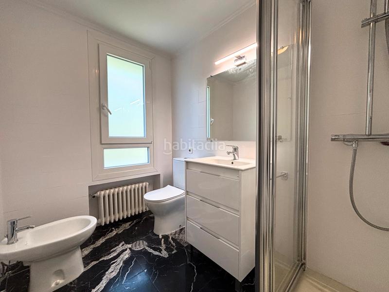 Foto 17b10fc2-e144-4432-bde6-4415180eb60b. Location appartement avec cheminée parking piscine dans Madrid