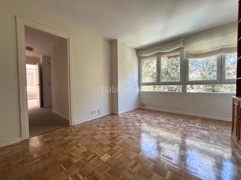 Foto 340138d5-026a-4ac6-b593-e13536c09f57. Location appartement avec cheminée parking piscine dans Madrid