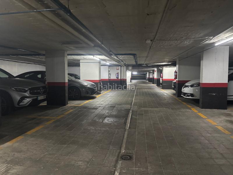 Foto abd82bd5-e31d-4d7f-a10b-1664dc03ae48. Location appartement avec cheminée parking piscine dans Madrid