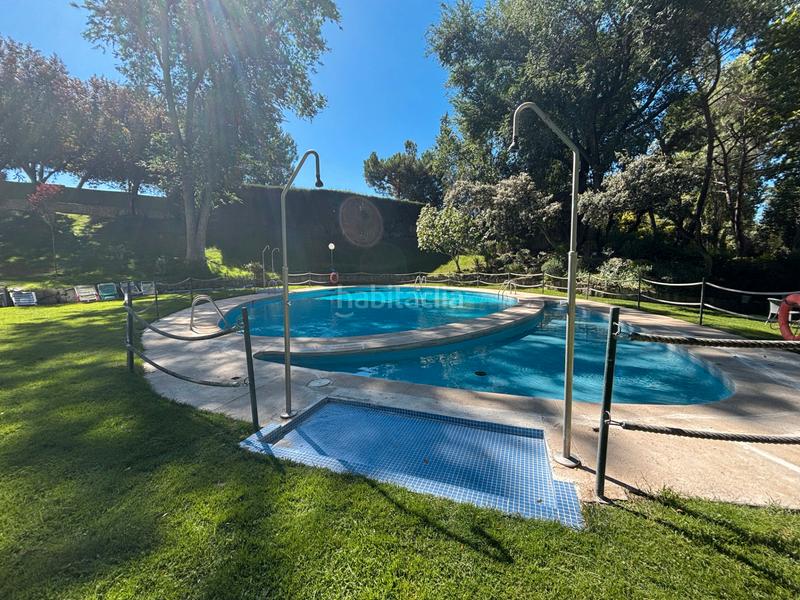 Foto 07a2aded-18b8-452f-8a33-3415f7e9a7f1. Miete etagenwohnung mit kamin parking pool in Fuentelarreina Madrid