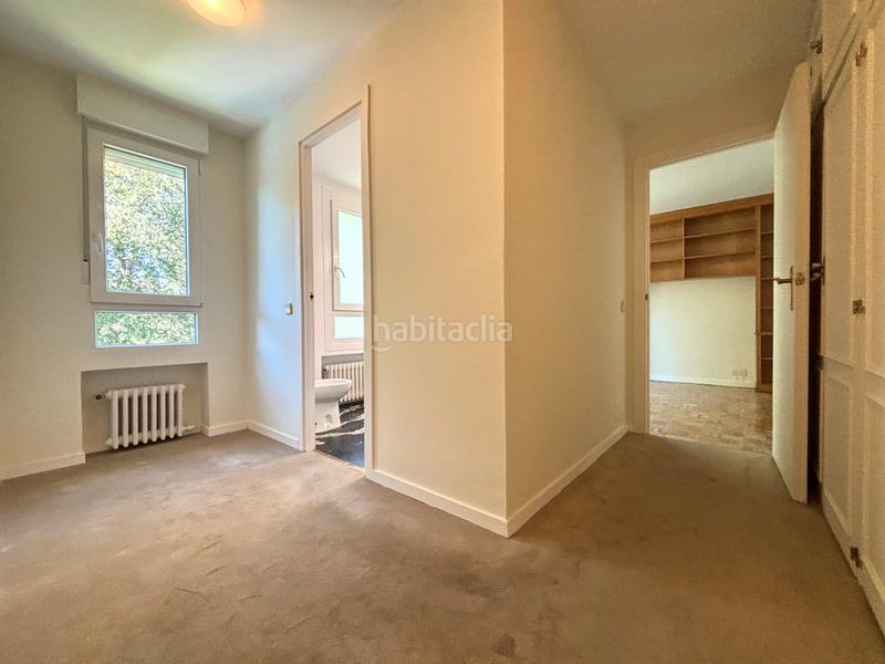 Foto 646514bd-ca47-42ac-9b4e-1f8a83e1db14. Rent flat with fireplace parking pool in Fuentelarreina Madrid