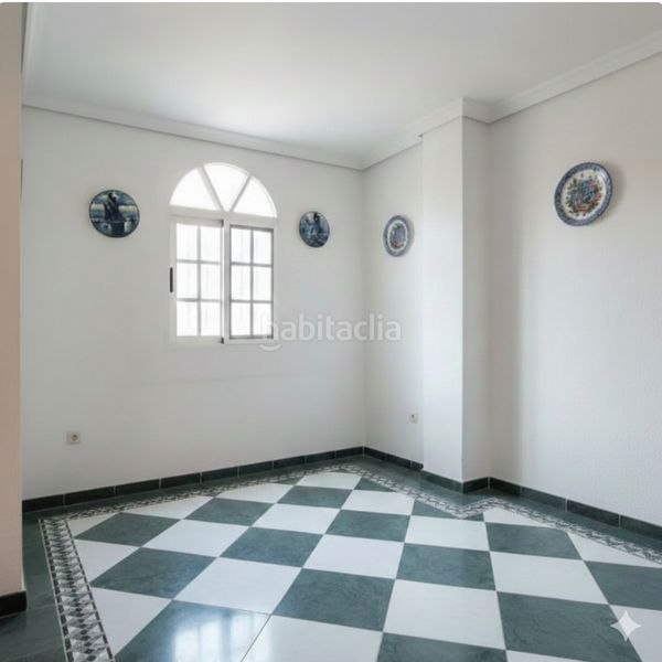 Foto c6fd9b06-eb5f-460b-86b3-3ac500e1a988. Pis a Zona Concordia Burjassot