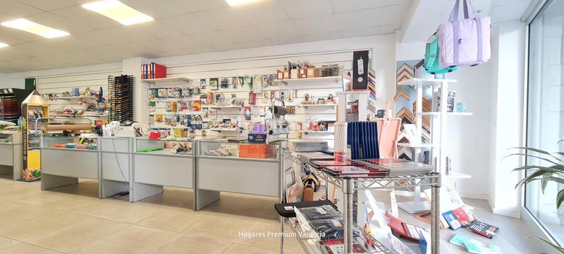 Foto d3dd9d01-60d2-4eac-b60b-35feaedf13cb. Location local commercial dans carretera de llíria 87 dans Burjassot