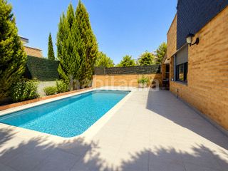 Foto 643f0864-d0e5-49a0-a607-aa35215b6e6b. Chalet with heating parking pool in Rivas Futura Rivas - Vaciamadrid