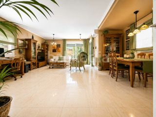 Foto cca4bc95-1560-407a-94d0-2286837159fe. Chalet with heating parking pool in Rivas Futura Rivas - Vaciamadrid