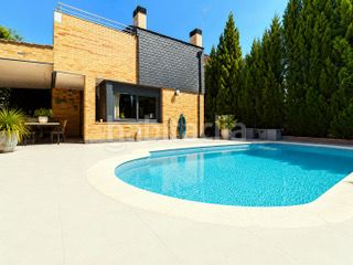 Foto d34e6bbd-c637-48f4-b0ee-4d67dbea4399. Chalet with heating parking pool in Rivas Futura Rivas - Vaciamadrid