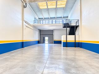 Capannone industriale  Calle la venta 11. Nave industrial en meco – parque empresarial neinor henares cons