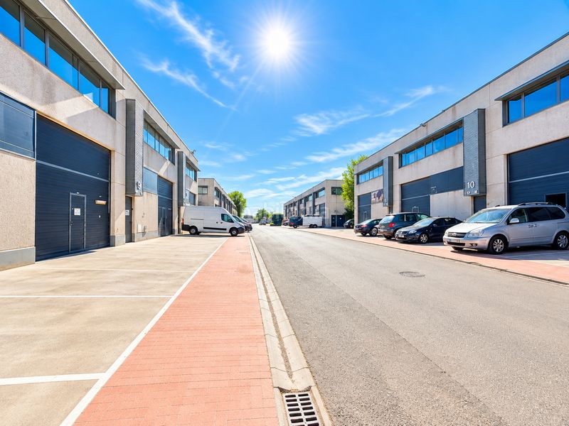 Foto a4fb09d9-3ae4-422b-9708-3461d1baefb1. Nave industrial en calle la venta 11 nave industrial en meco – parque empresarial neinor henares construcción 2007 en Azuqueca de Henares
