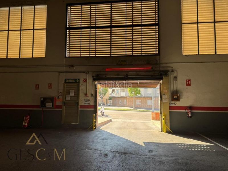 Foto 62089d33-b46f-4c5e-9a05-bff000c94025. Car parking in Les Planes Sant Joan Despí