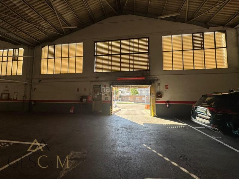 Foto ddb94b00-de51-40bd-b961-7e85713dee86. Car parking in Les Planes Sant Joan Despí