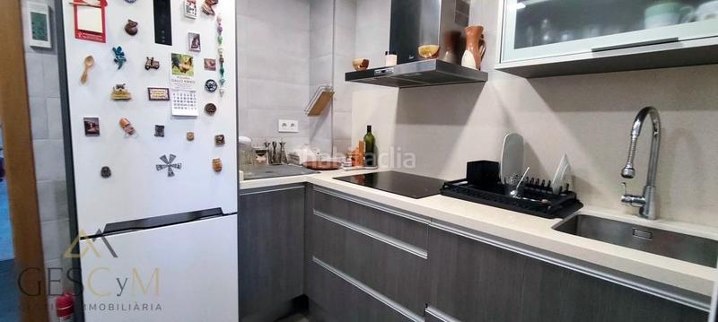 Foto 86ee420e-e43c-4a59-a447-5cbe3eca0e52. Zweistöckige wohnung in Les Planes Hospitalet de Llobregat (L´)