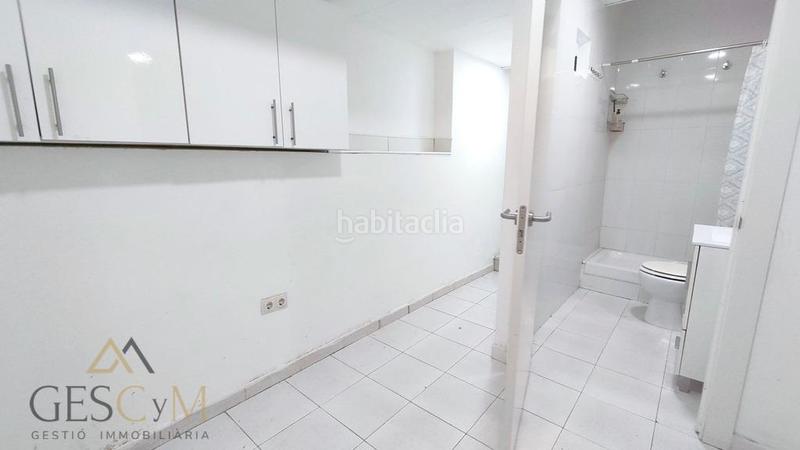 Foto 3792bdcf-1629-436e-99a8-ee517bc4613b. Alquiler local comercial local en alquiler yo venta en Les Planes en Sant Joan Despí
