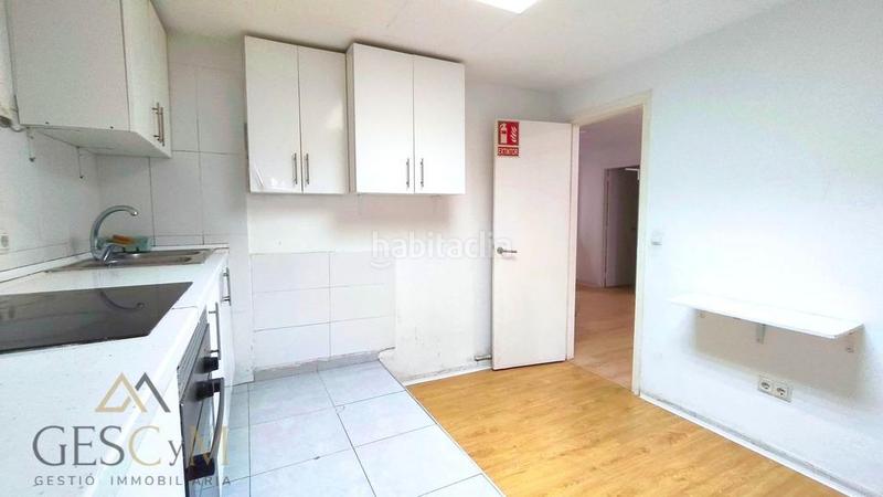 Foto 884ba36b-b8b1-4e42-8f79-f79443246dd6. Alquiler local comercial local en alquiler yo venta en Les Planes en Sant Joan Despí