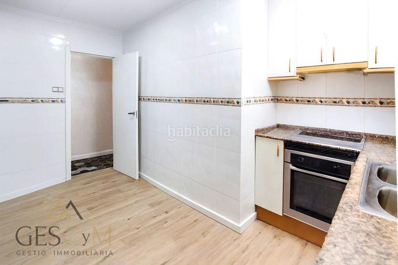 Foto 1ec2e87f-1d98-4c91-8963-858e7e0f5c71. Pis a Centre Sant Joan Despí