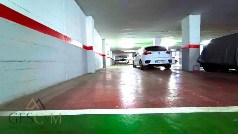 Foto 2a711c49-dd65-4e32-add6-509462751ed9. Aparcament cotxe a Centre Cornellà de Llobregat