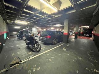 Parking voiture à Les Planes. Parquing doble 2 coches y moto les planes