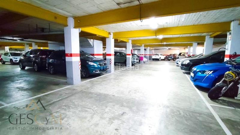 Foto 78d9e512-3bd9-4997-9d2f-a629ce12255a. Car parking in Centre Sant Joan Despí