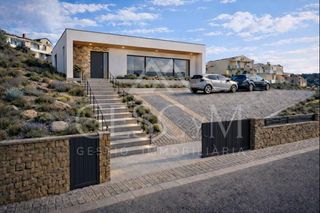 Casa a Abrera. Exclusiva vivienda  en ca namat abrera